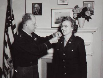 WAC Valeria Brinegar receiving her Warrant Officer's commission. (Digital archive reference MC 376/251)